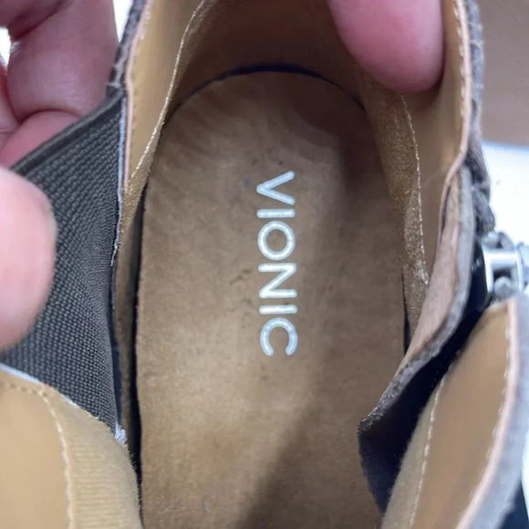 Vionic Bromley Taupe Suede Snake Print Ankle Booties Size 11 2 inch Heel - Picture 8 of 9